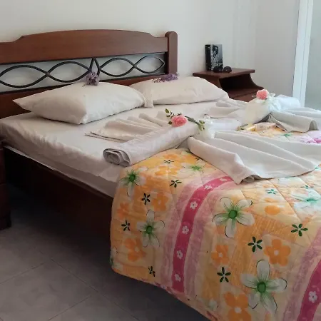 River Adrianoula Apartamento Lefkímmi