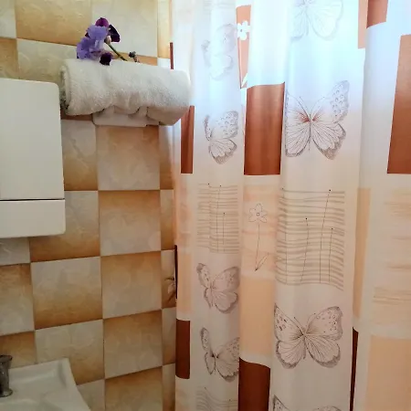 Apartamento River Adrianoula